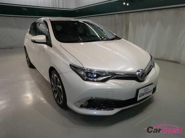 2015 Toyota Auris CN 32412455 (Reserved)