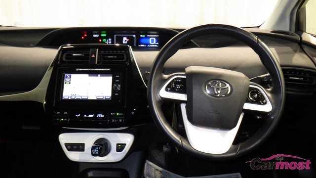 2016 Toyota PRIUS CN E07-L82 Sub6