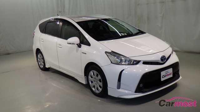 2016 Toyota PRIUS α CN F01-A50 (Reserved)