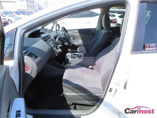 2013 Toyota PRIUS α CN F01-H05 Sub17