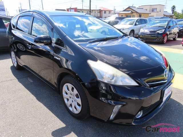 2012 Toyota PRIUS α CN F01-H37 (Reserved)