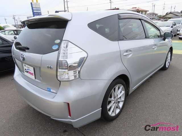 2012 Toyota PRIUS α CN F02-F85 Sub1