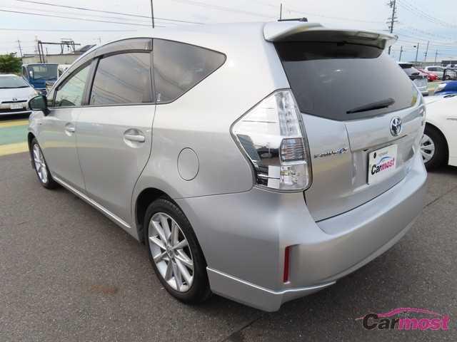 2012 Toyota PRIUS α CN F02-F85 Sub3