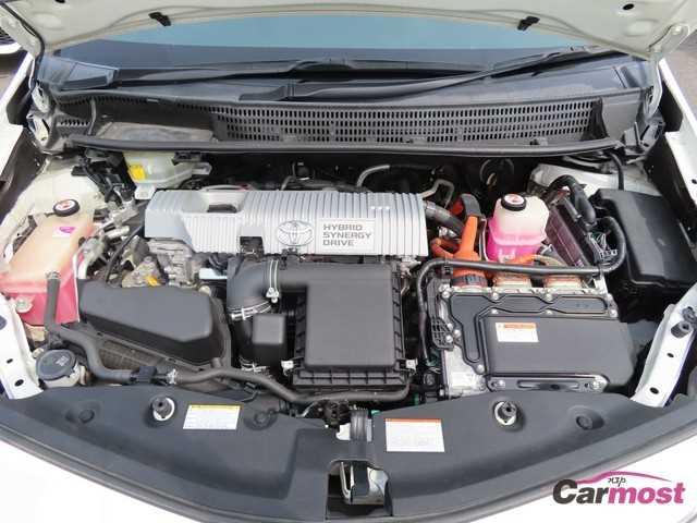 2016 Toyota PRIUS α CN F02-F96 Sub5