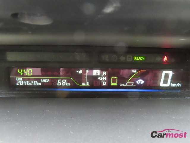 2012 Toyota PRIUS α CN F02-G82 Sub9