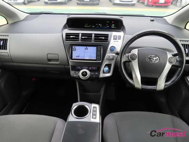 2012 Toyota PRIUS α CN F02-G82 Sub8