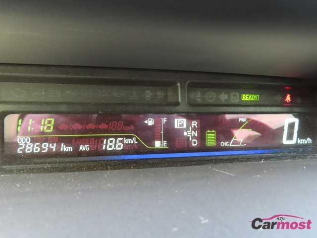 2013 Toyota PRIUS α CN F02-L30 Sub10