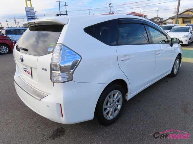 2013 Toyota PRIUS α CN F02-L30 Sub1