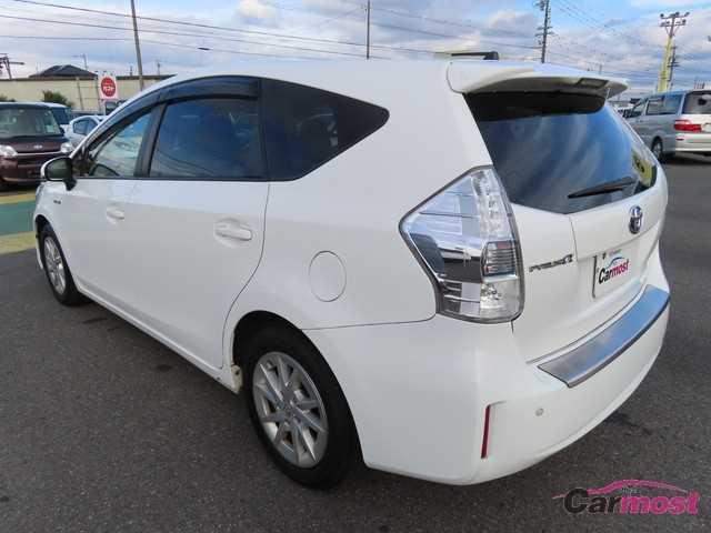 2013 Toyota PRIUS α CN F02-L30 Sub3