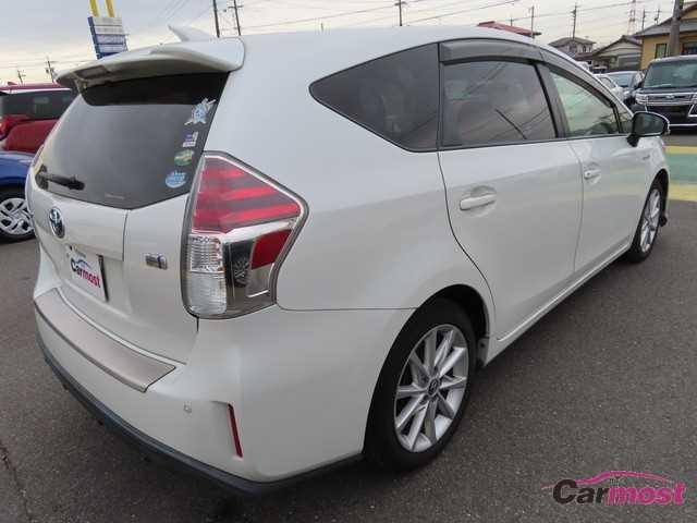 2015 Toyota PRIUS α CN F02-L83 Sub1