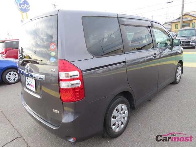 2010 Toyota Noah CN F02-L86 Sub1