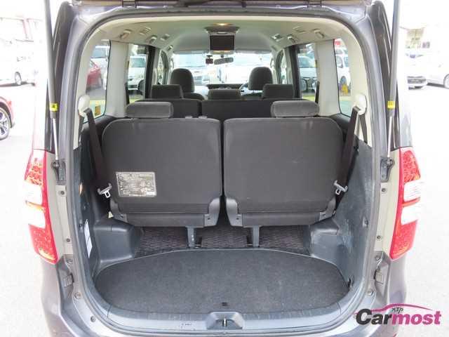 2010 Toyota Noah CN F02-L86 Sub19