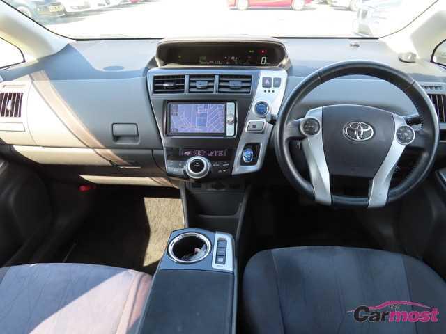 2012 Toyota PRIUS α CN F03-H92 Sub8