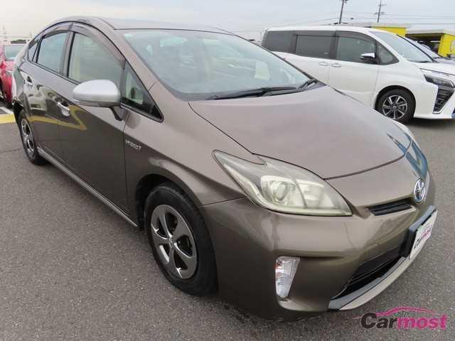 2013 Toyota PRIUS CN F04-J99