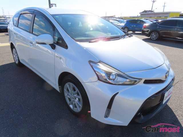 2015 Toyota PRIUS α CN F05-L59