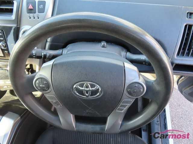 2015 Toyota PRIUS α CN F05-L59 Sub12