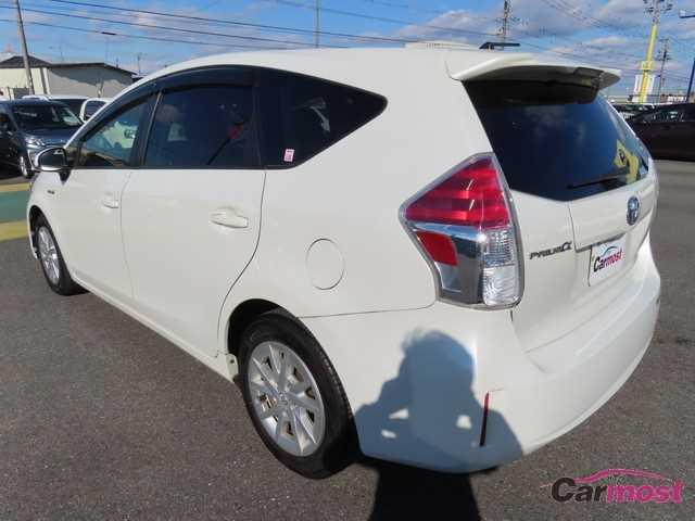 2015 Toyota PRIUS α CN F05-L59 Sub3