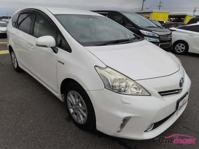 2014 Toyota PRIUS α CN F06-I97