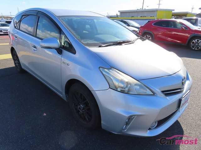 2012 Toyota PRIUS α CN F06-L31