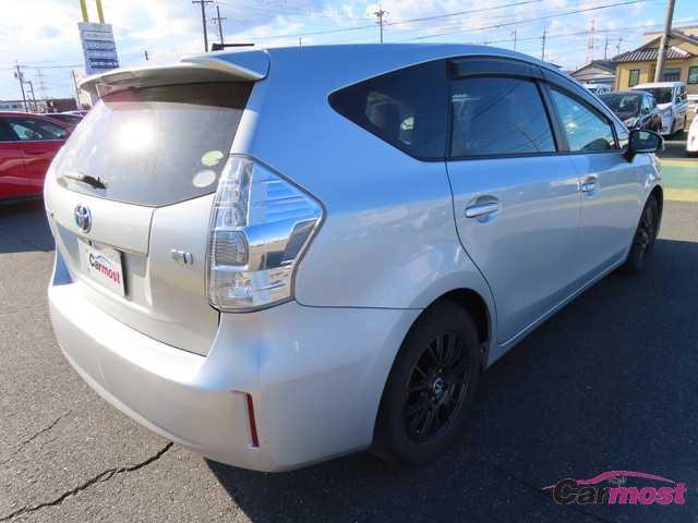 2012 Toyota PRIUS α CN F06-L31 Sub1