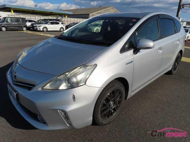 2012 Toyota PRIUS α CN F06-L31 Sub2