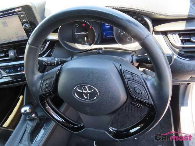 2017 Toyota C-HR CN F07-G58 Sub15