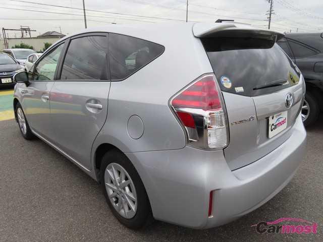 2019 Toyota PRIUS α CN F07-J76 Sub3