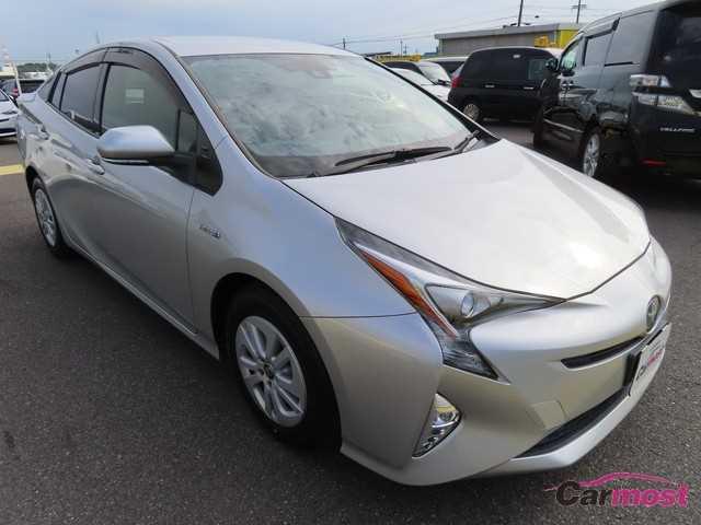 2017 Toyota PRIUS CN F08-I51