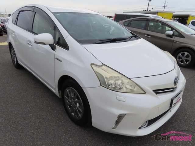 2013 Toyota PRIUS α CN F09-J48