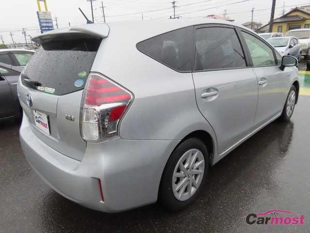 2019 Toyota PRIUS α CN F10-J43 Sub1