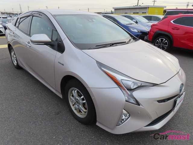 2016 Toyota PRIUS CN F10-L49