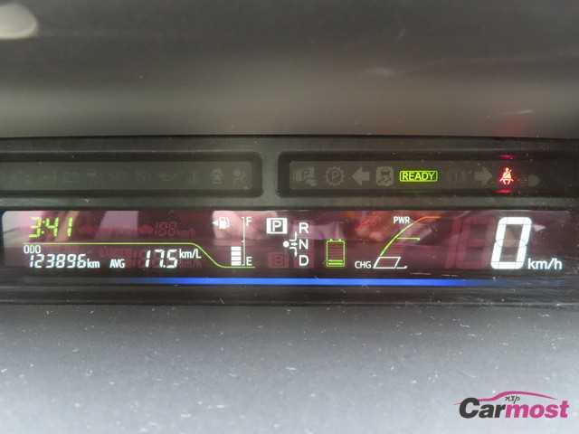 2014 Toyota PRIUS α CN F12-F73 Sub9