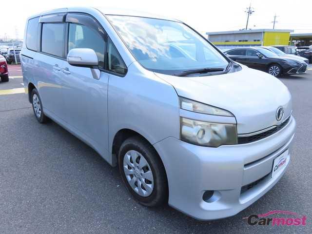 2011 Toyota Voxy CN F17-H27