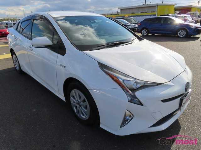 2016 Toyota PRIUS CN F17-K82 (Reserved)