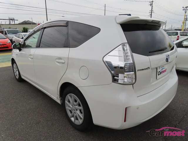 2012 Toyota PRIUS α CN F18-I28 Sub3