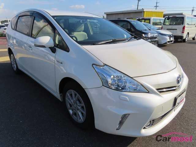 2013 Toyota PRIUS α CN F19-H64