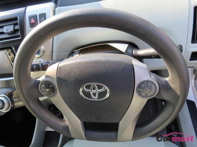 2013 Toyota PRIUS α CN F19-H64 Sub13