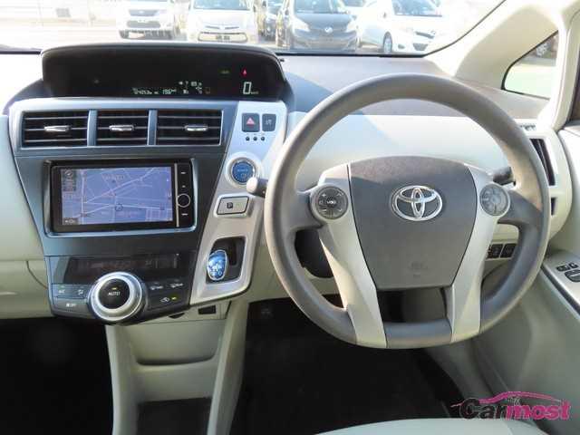 2013 Toyota PRIUS α CN F19-H64 Sub7