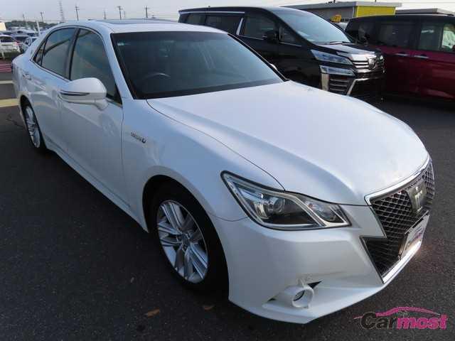 2014 Toyota Crown Hybrid CN F19-I61 