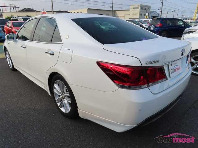 2014 Toyota Crown Hybrid CN F19-I61 Sub3