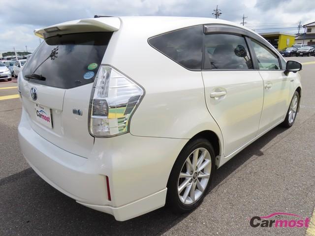 2013 Toyota PRIUS α CN F20-H50 Sub1