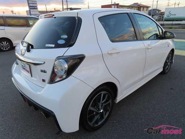 2017 Toyota Vitz CN F21-K39 Sub1