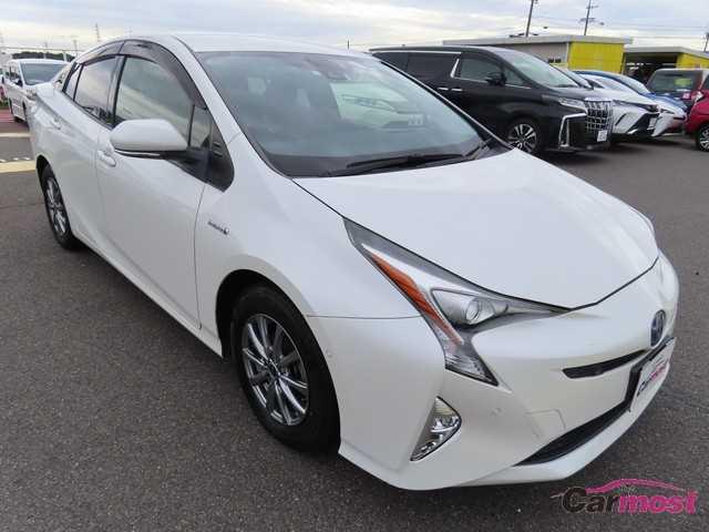 2018 Toyota PRIUS CN F22-I37 