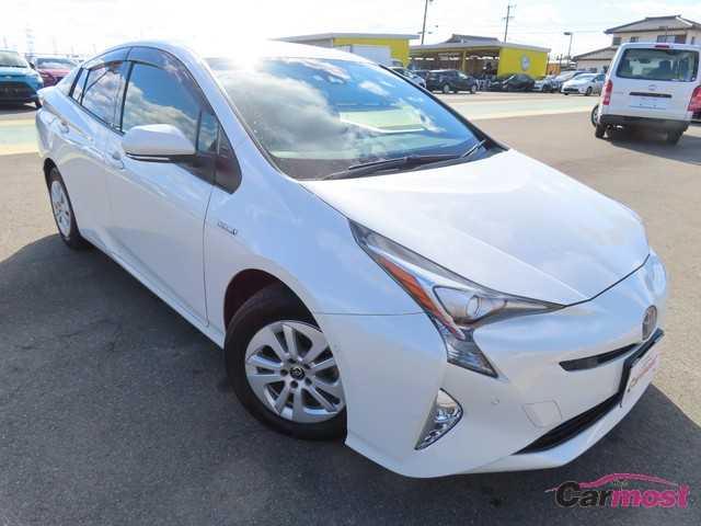 2018 Toyota PRIUS CN F22-L01