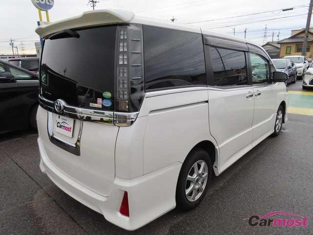 2014 Toyota Voxy CN F24-I69 Sub1