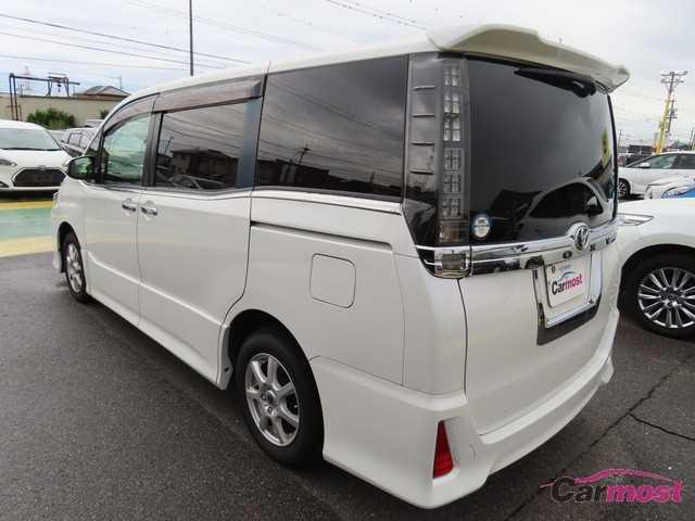 2014 Toyota Voxy CN F24-I69 Sub3