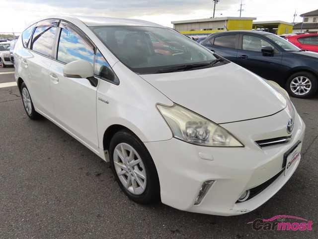 2011 Toyota PRIUS α CN F24-K23 (Reserved)