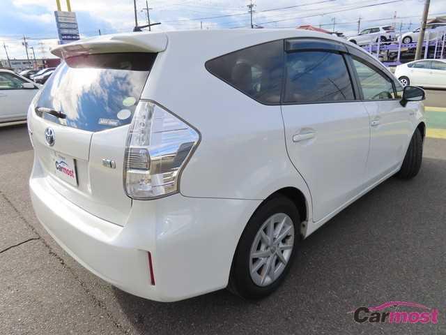 2012 Toyota PRIUS α CN F24-L80 Sub1