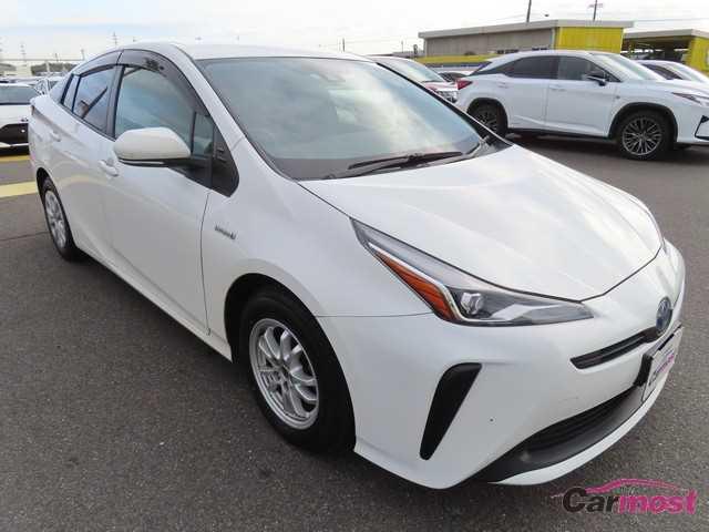 2019 Toyota PRIUS CN F26-K42 (Reserved)