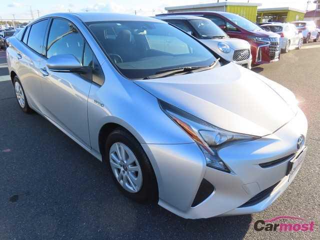 2016 Toyota PRIUS CN F27-K17 (Reserved)